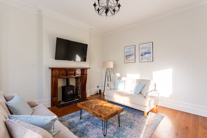 10% Off |7 Nights |Family Lsleep 9 |Parking |Wifi - Southend-on-Sea