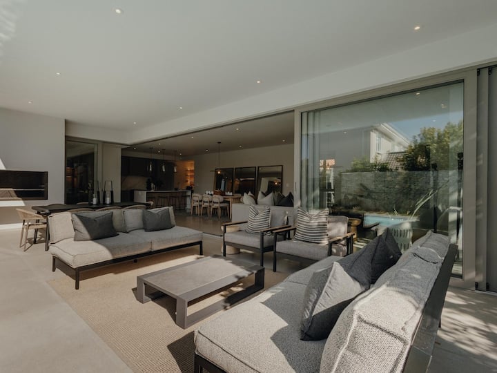 Villa Lumaire - Leisure Island - Knysna