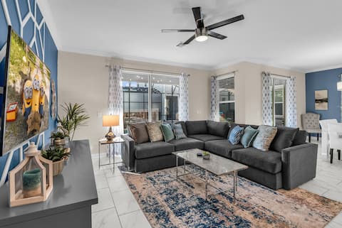 Popular Airbnb listing: 10 Mi Disney 6BR Commercial Arcade 4 Themed Rooms in Kissimmee