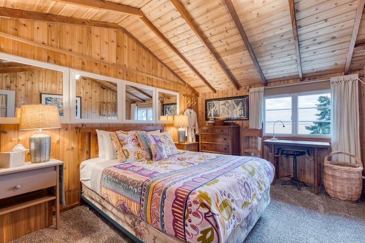 El dormitorio 3 cuenta con una cama tamaño queen.