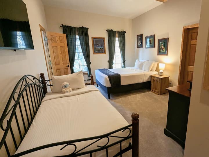 Надстройка на спалня със собствена баня