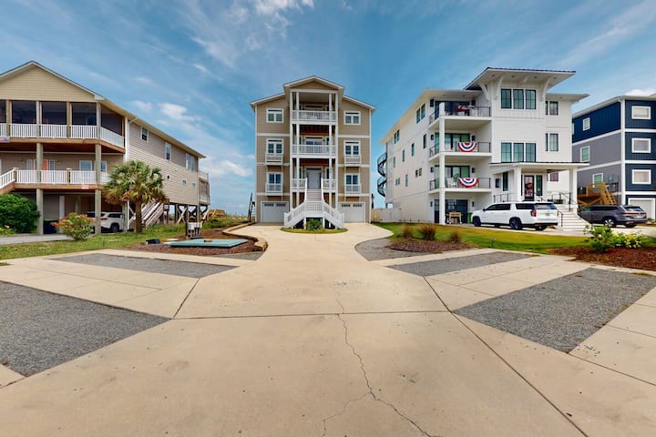 10br Oceanfront | Pool | Elevator | Balcony - Topsail Island, NC