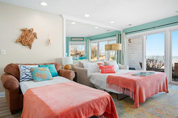 Sandy Haven 109| Direct Beach Access| Downtown. - Traverse City