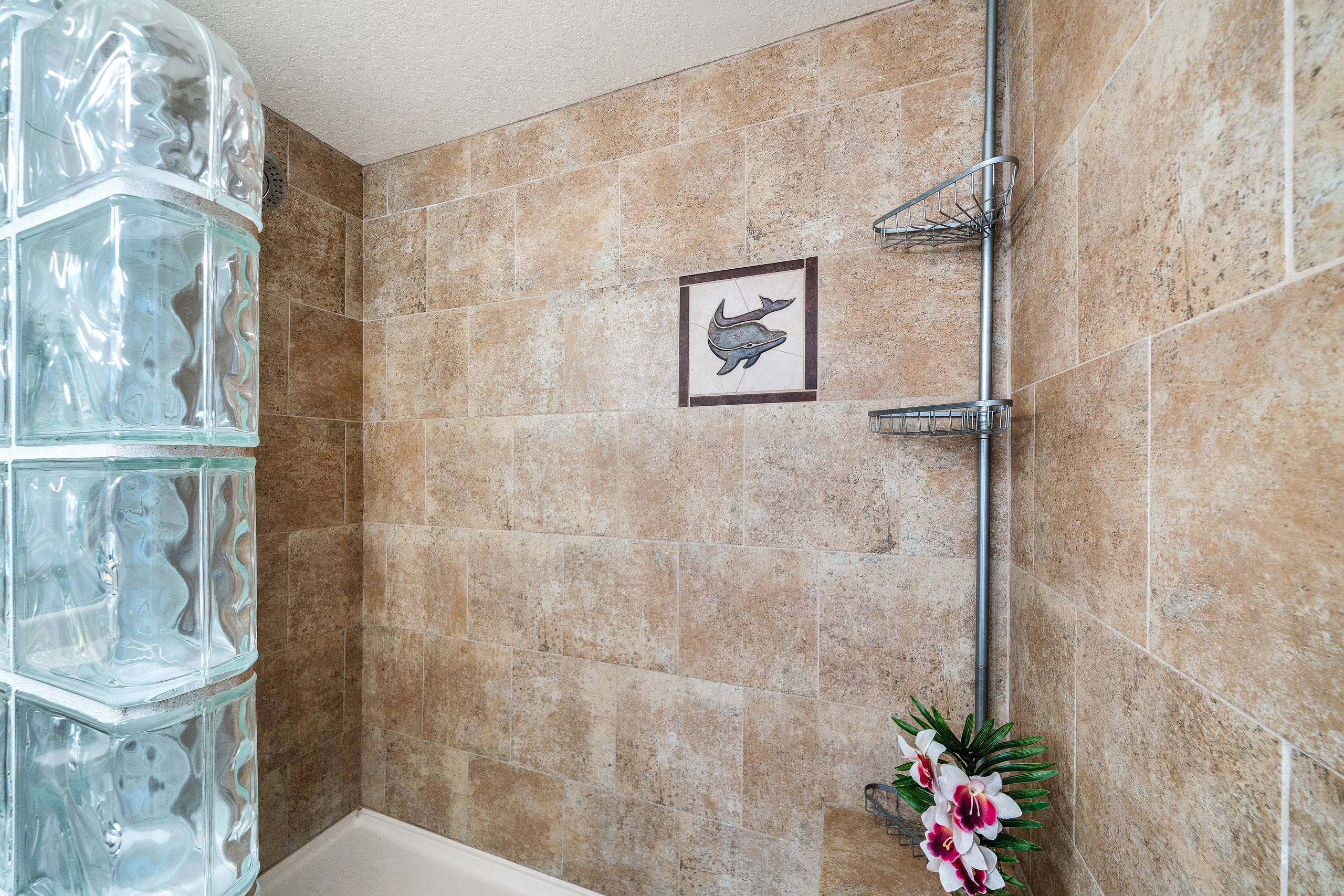 Condo in Wailuku · ★4.6 · 2 bedrooms · 2 beds · 2 baths - Image 22