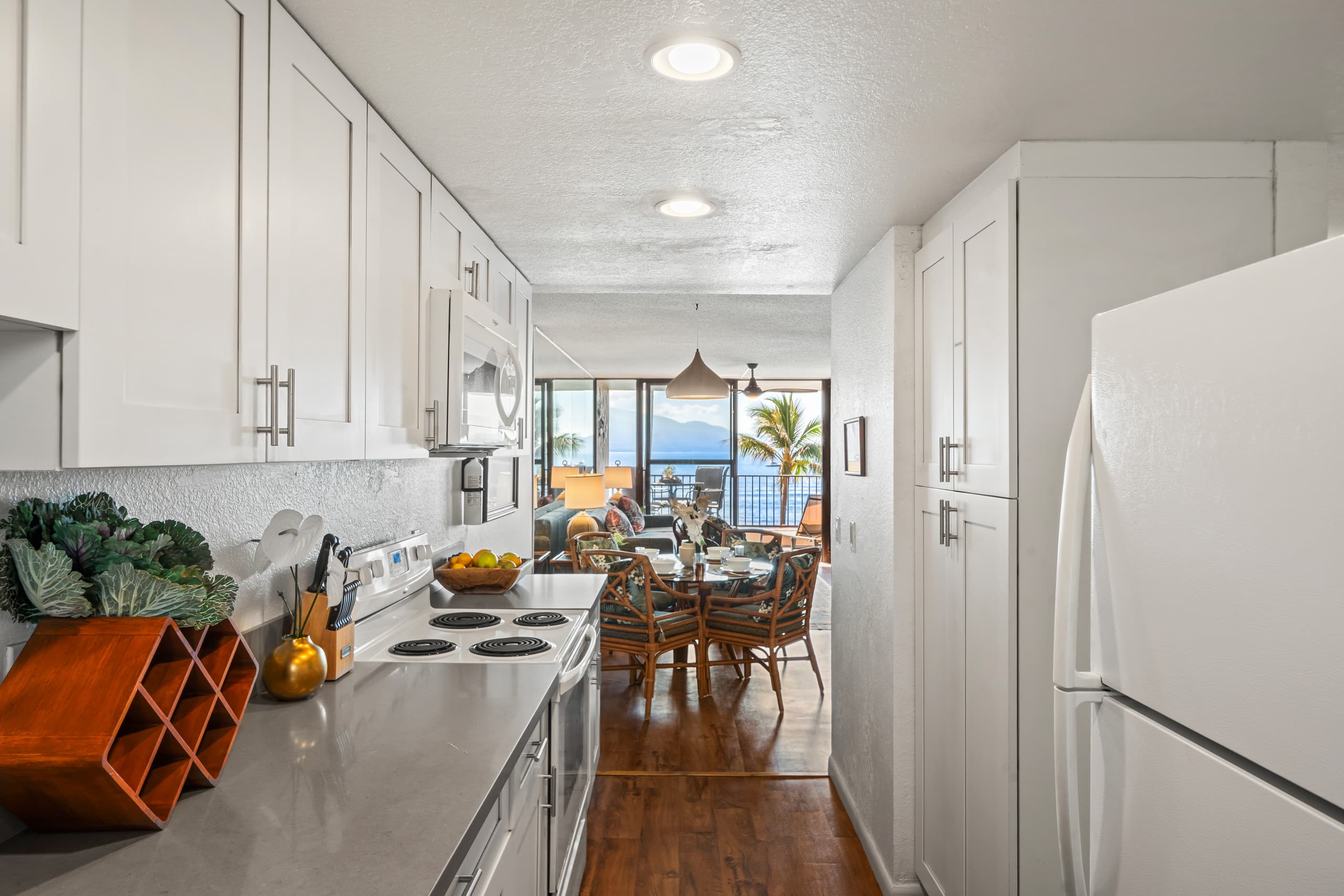 Condo in Wailuku · ★4.6 · 2 bedrooms · 2 beds · 2 baths - Image 2