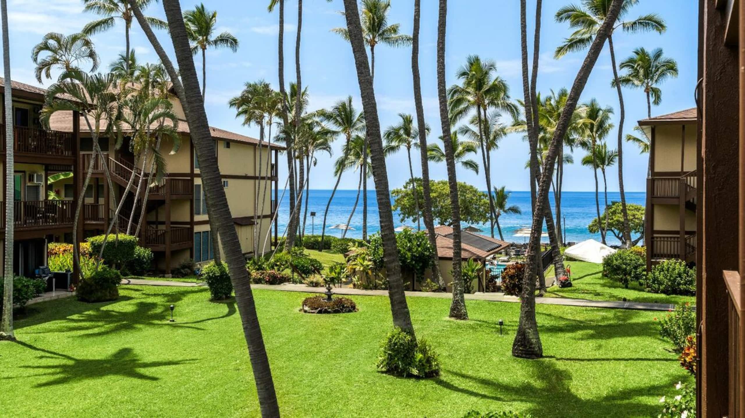 Condo in Kailua-Kona · ★4.75 · 1 bedroom · 2 beds · 1 private bath - Image 7