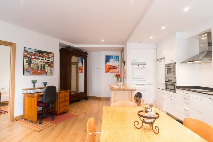 San Roque Center, parking included gallery image 3