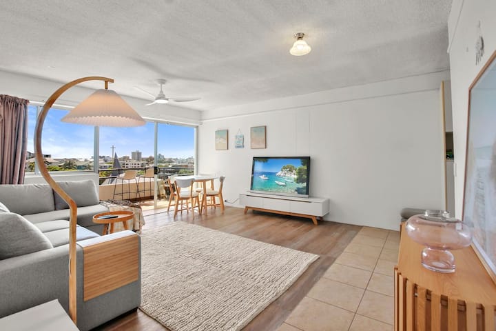 Kailoha Unit 8, 27 Canberra Tce, Kings Beach - Caloundra