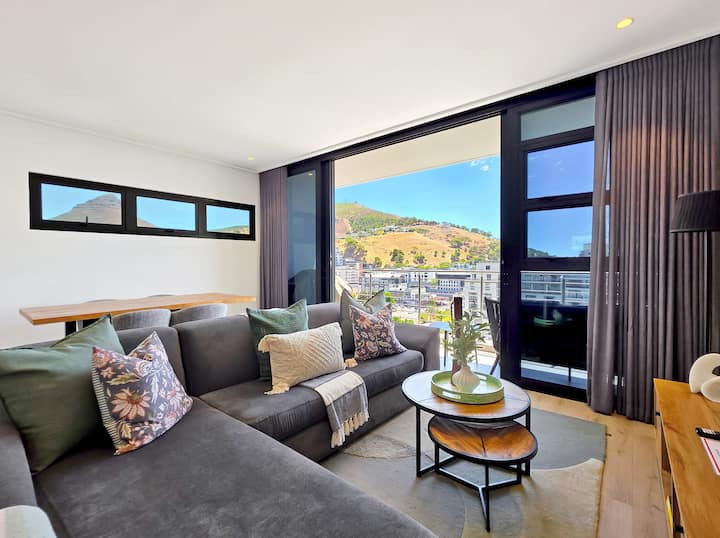 Bree Street Beauty:  Atlantic Views & City Vibes - Ciudad del Cabo