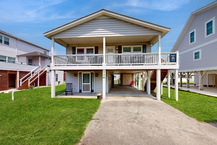Dreams Come True: Oceanview Dog Friendly, Balcony - Holden Beach, NC