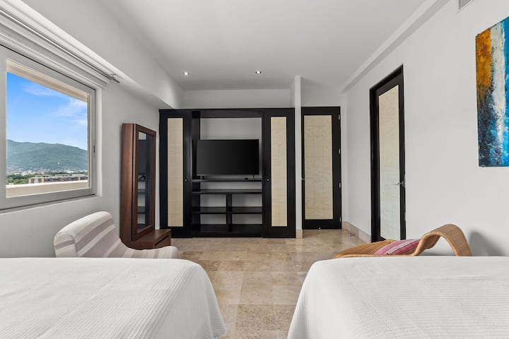 Cama