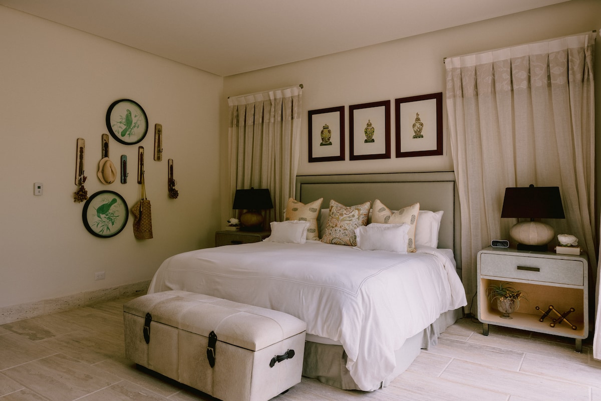 Juanillo 39/ Bedroom 6