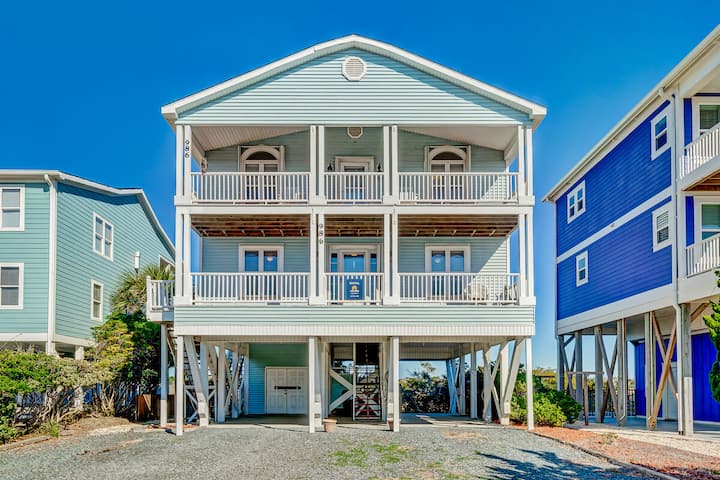 Happy Together: Dog Friendly, Private Hot Tub - Ocean Isle Beach, NC