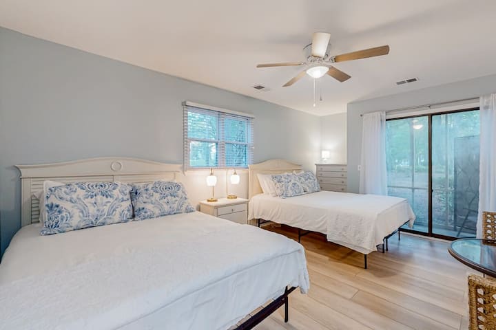 Ev's Escape,201b: Lovely 1br With Patio Condo - Ocean Isle Beach, NC
