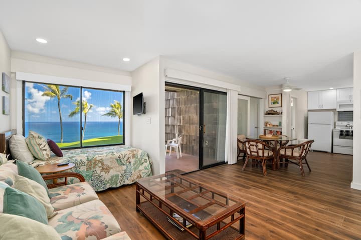 Remodeled Ground Floor Ocean Views At Sealodge J5 - Anini Beach, HI