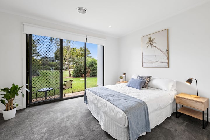 Dhomë gjumi 2 me krevat dopio "queen"