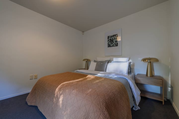 საძინებელი 3