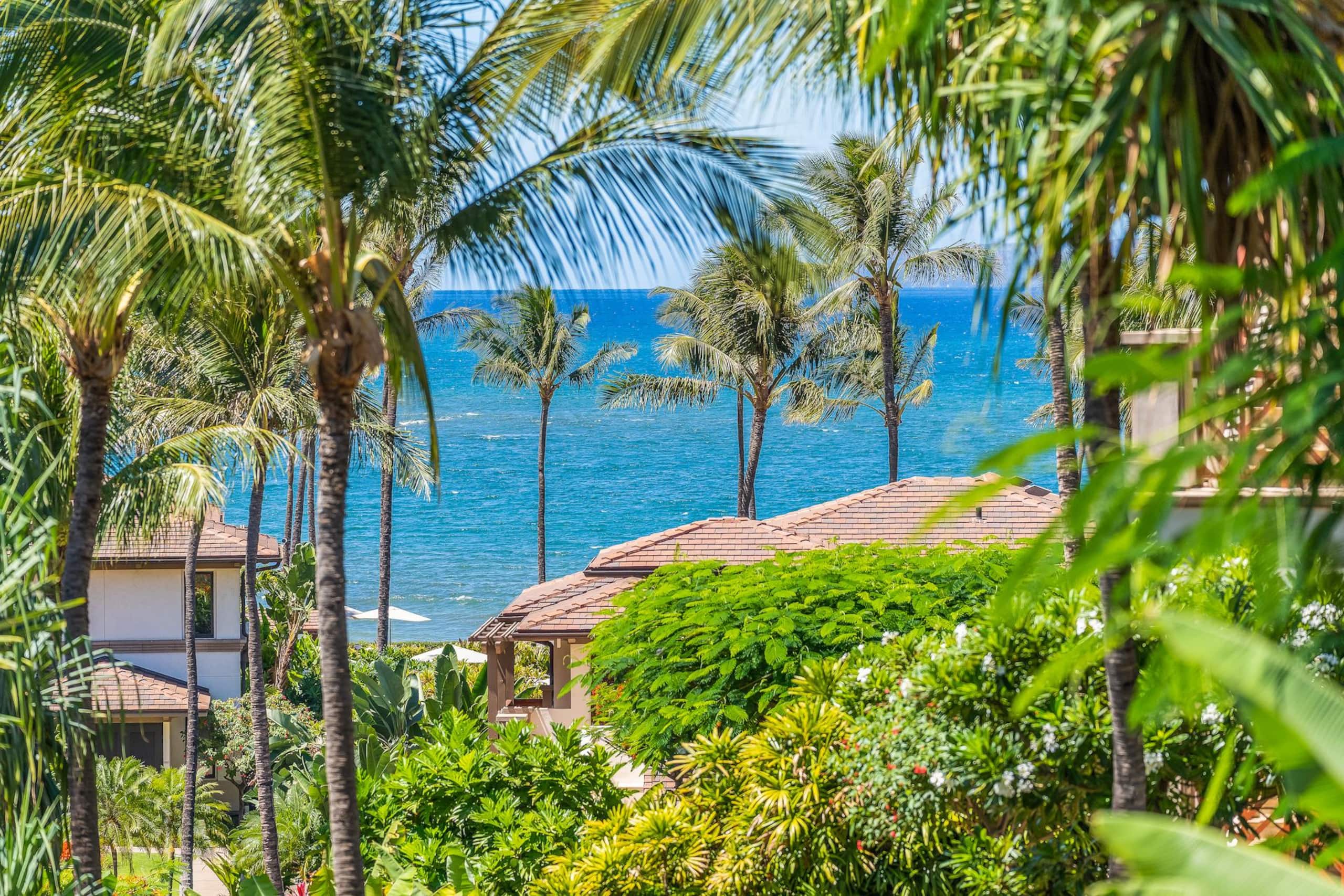 Barefoot Luxury at it's Finest | 3bd Villa | E-201 - Image 9
