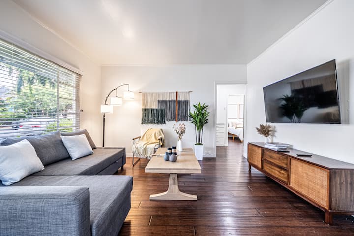 3-bedroom Residence In Santa Monica! Near Lax - Santa Monica, CA
