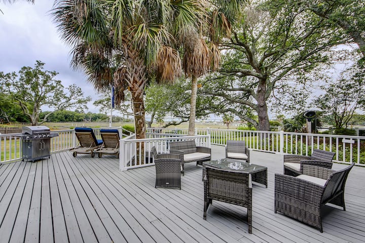 Beautiful Home W/ Boardwalk, Deck, Wifi & Ac - Isle of Palms, SC