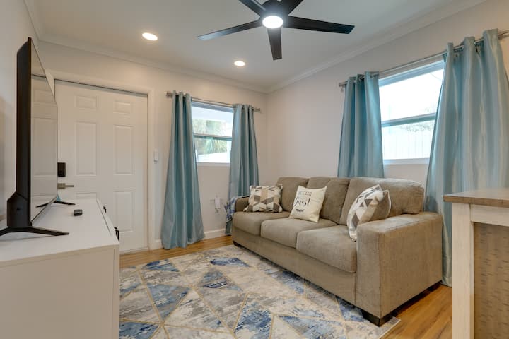 4 Mi To Beach & Rosemary Square: Convenient Home - West Palm Beach, FL