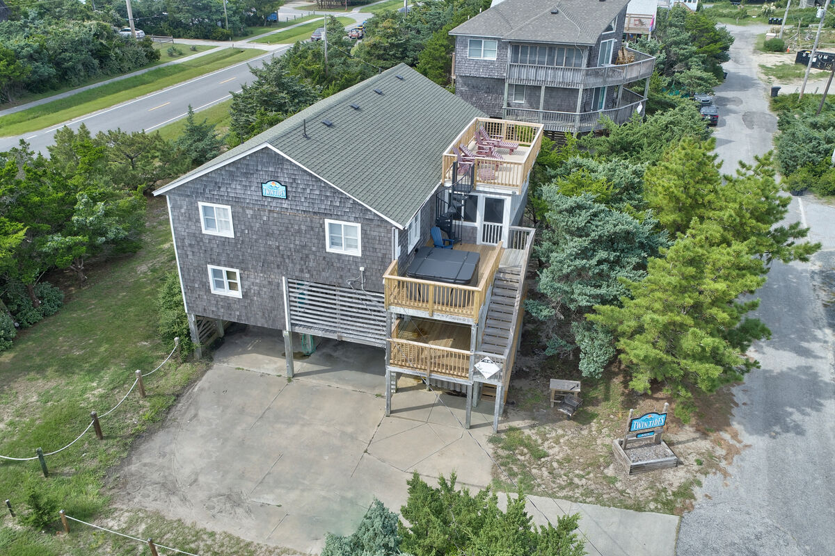 Twin Tides #14-AC: Dog-Friendly, Hot Tub, Pool