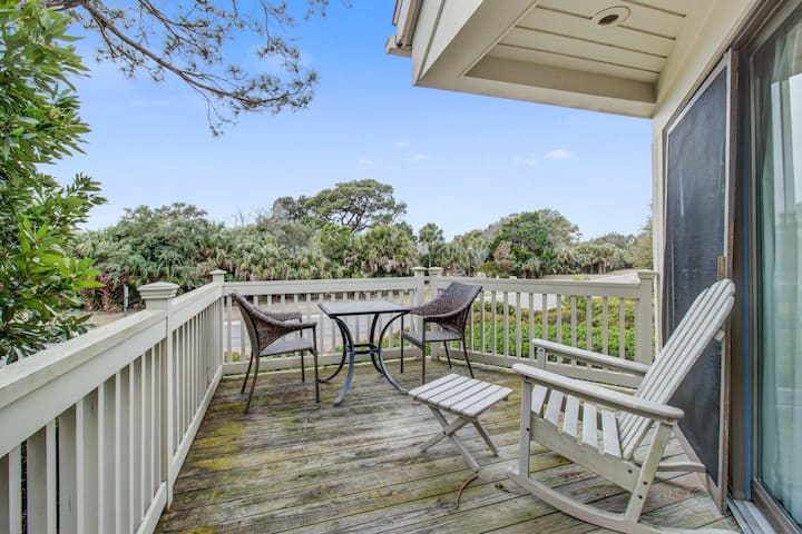 Villa W/screened Porch & Fabulous Views Near Beach - Seabrook Island, SC