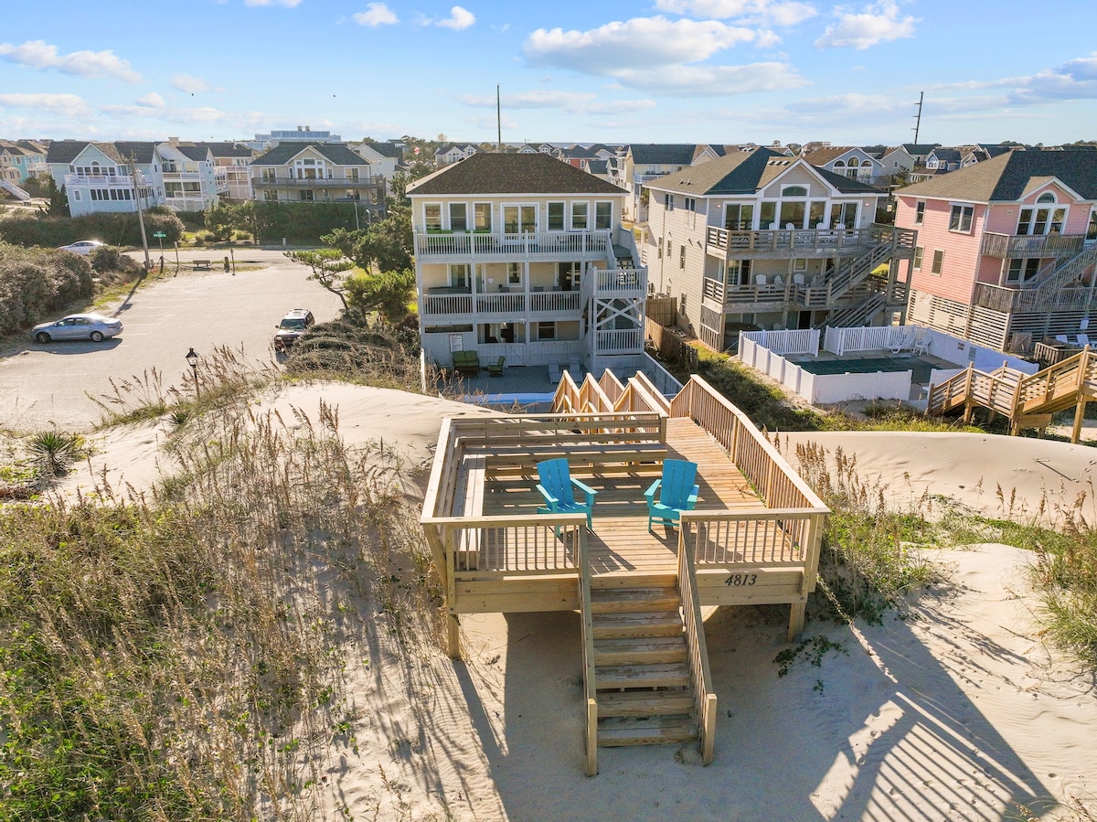 Dog-Friendly Oceanfront Escape w/ Pool