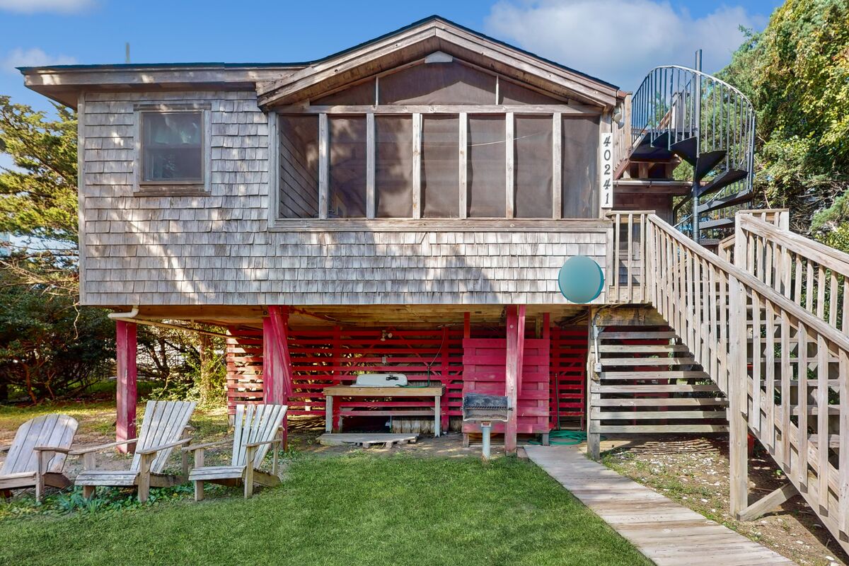 Drift Inn 16: Dog-friendly, crow's nest, oceanside
