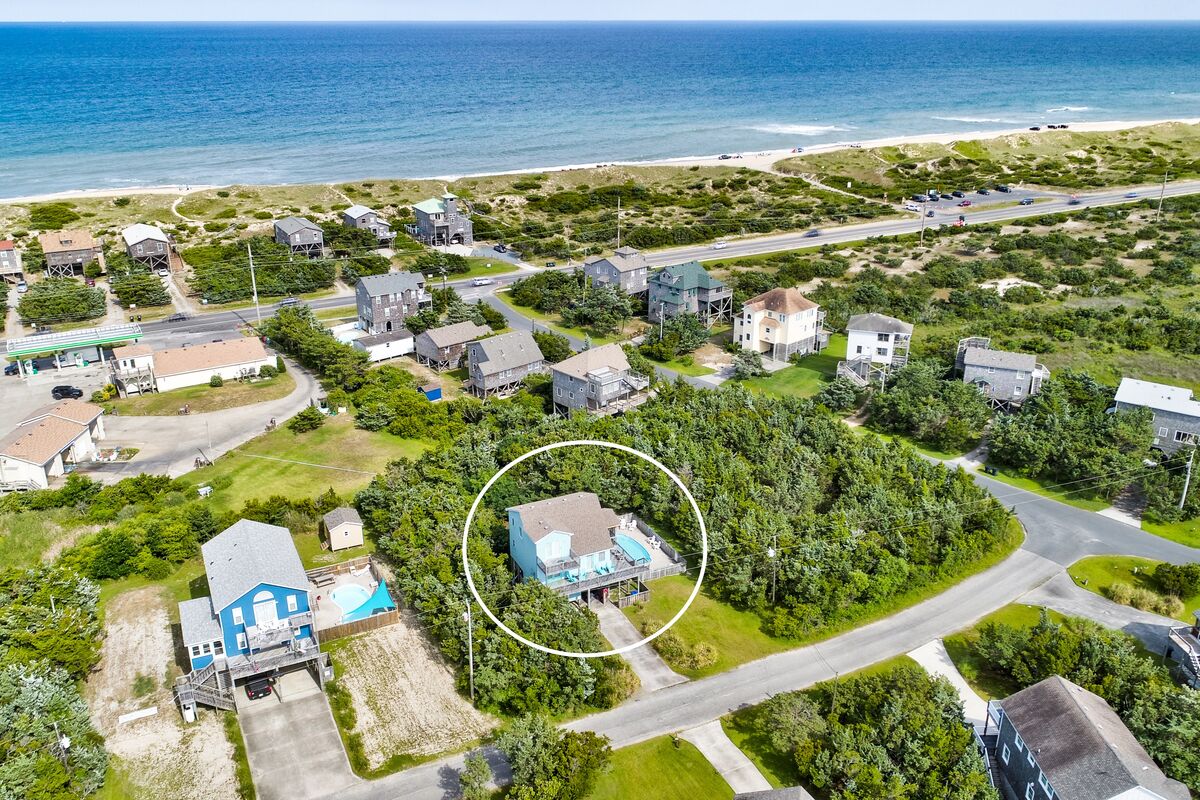 Sugar Bean Shack: Vibrant home with private pool