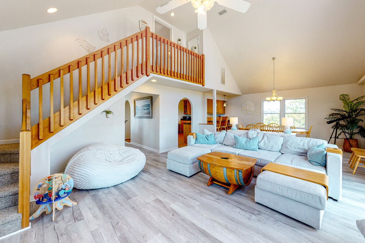 Amazing 5BR Dog Friendly | Private Pool | Balcony