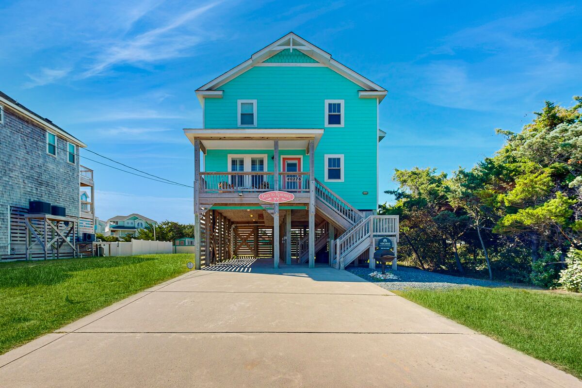 Gorgeous 4BR Oceanview | Hot Tub | Deck