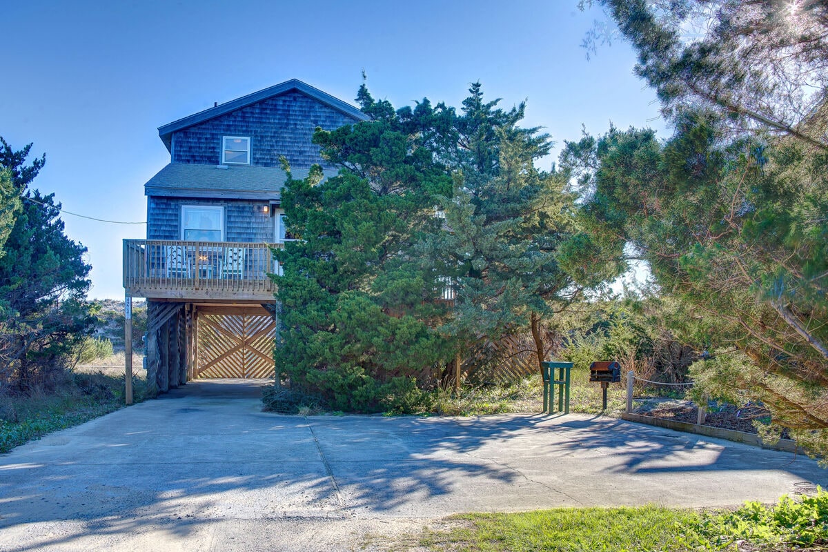 High Hopes 72: Oceanfront ,dog-friendly, pool