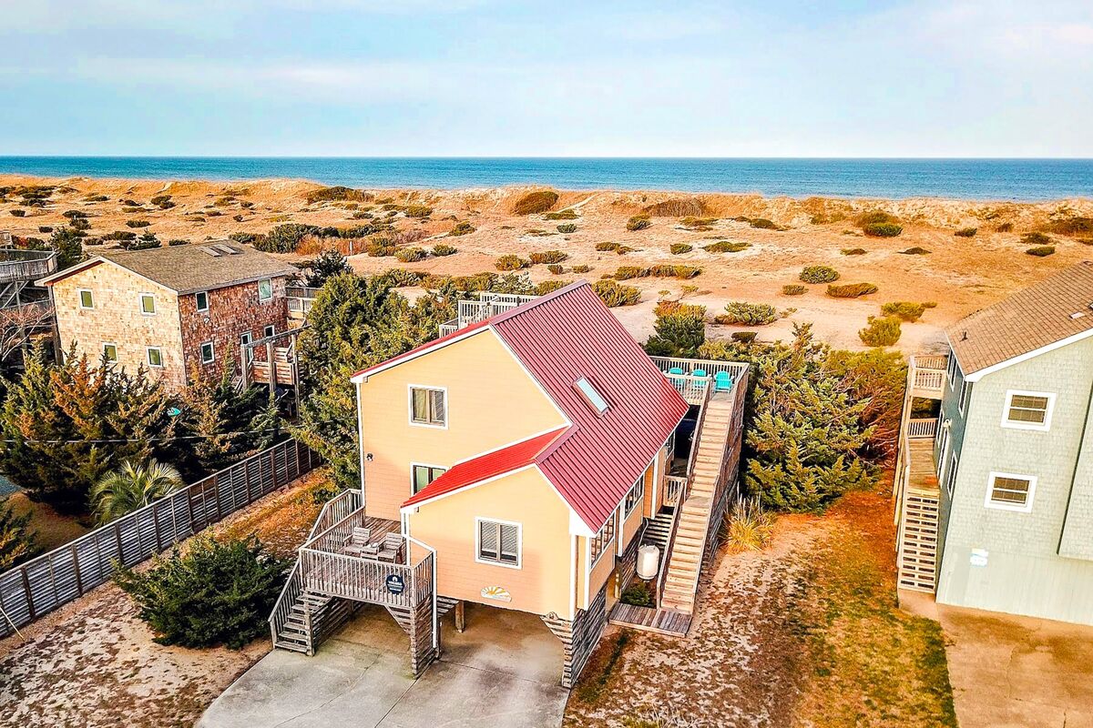 3BR Oceanfront Dog Friendly | Hot Tub | Pool