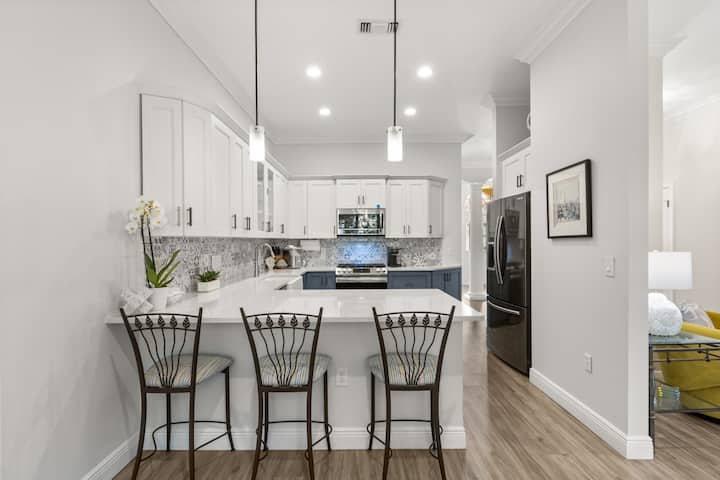 Avenida De Las Casas – Spanish Springs Retreat - The Villages, FL