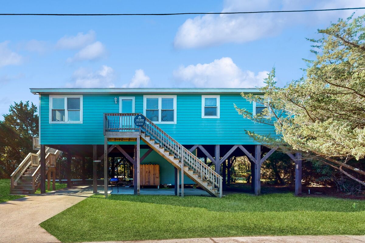 3BR dog-friendly island home with shared pool