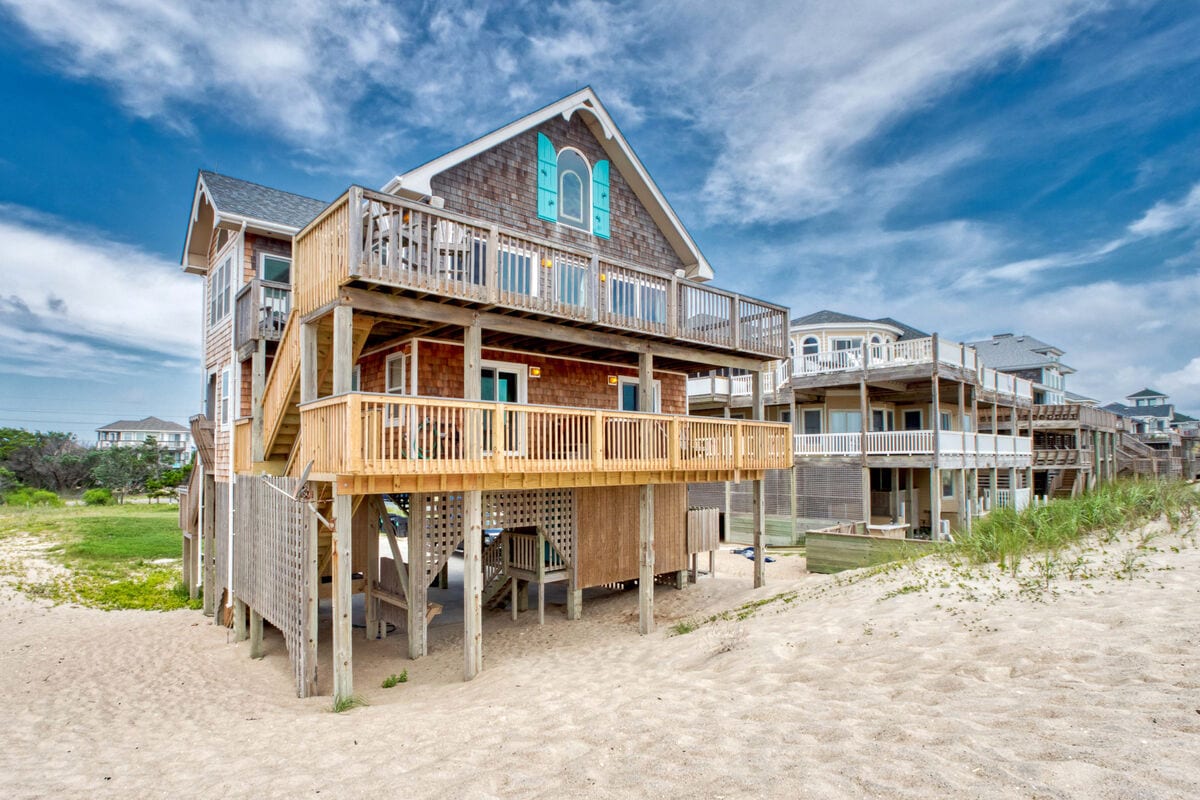 Sandfiddler 175:Beachfront w/Private Hot Tub, Pool