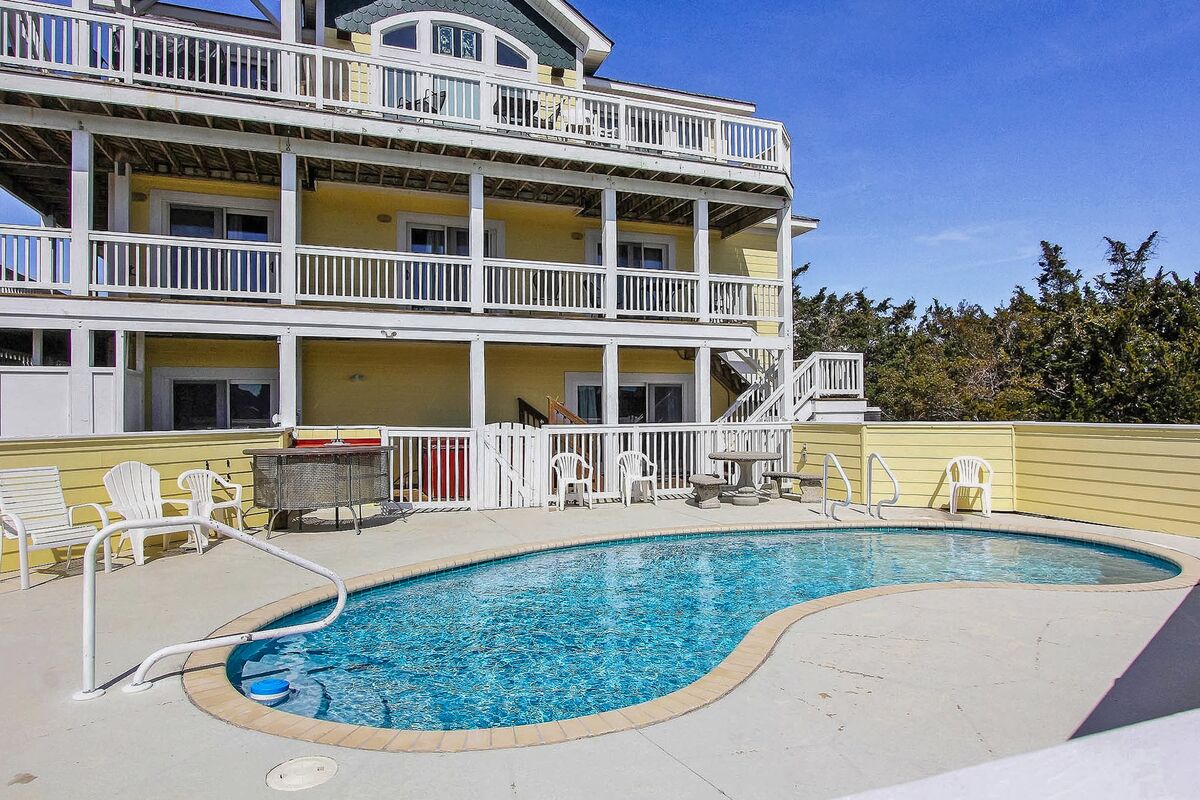 6BR Lakefront | Pool | Hot Tub | Dock | Elevator