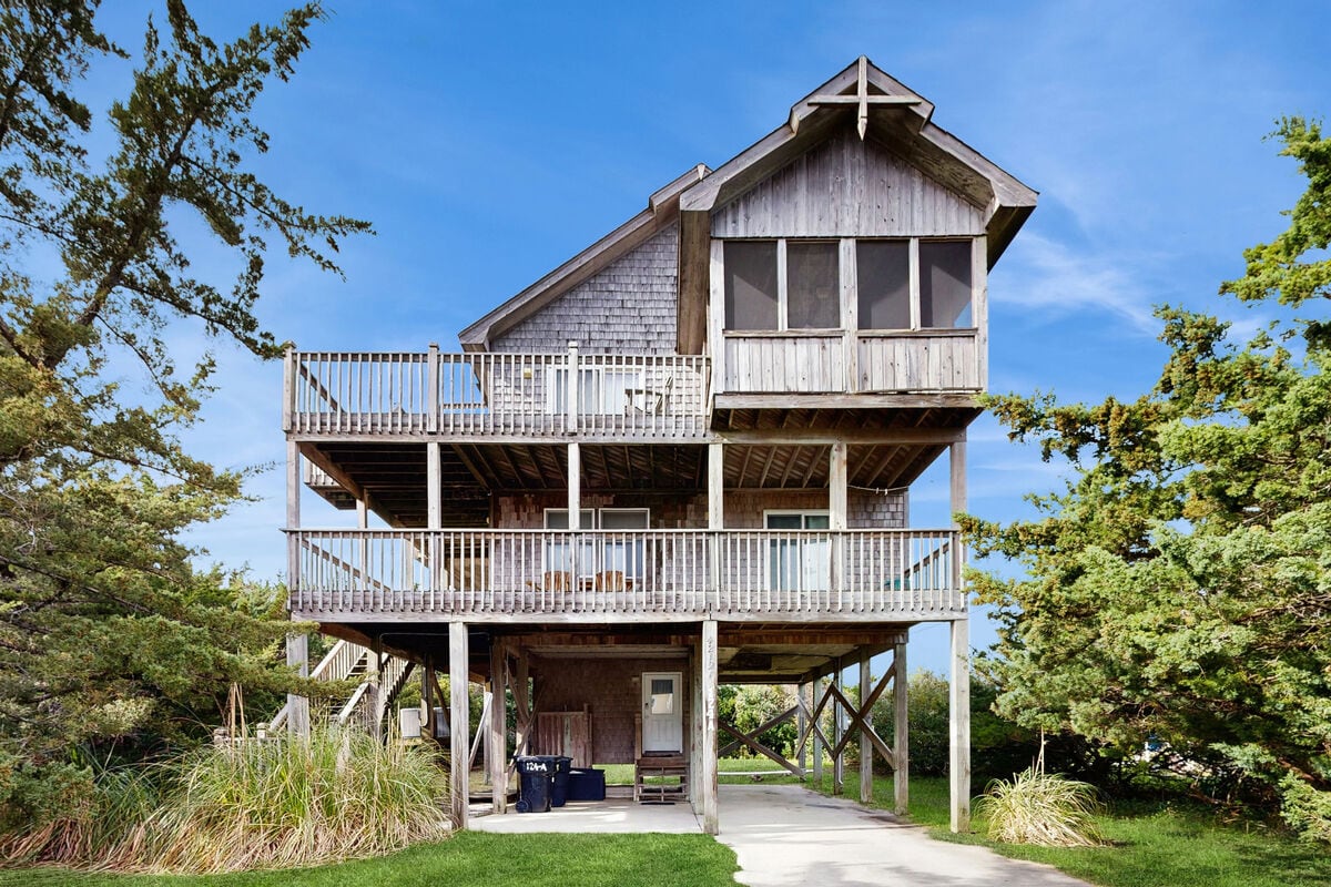 Blue Seas #124-A: Soundside,Hot Tub, Water Views!
