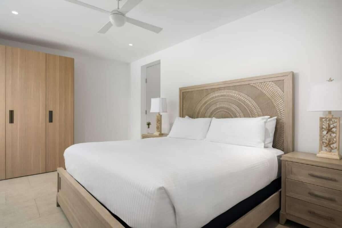 Stunning Haven | Paddle Paradise | Stay by the Sea