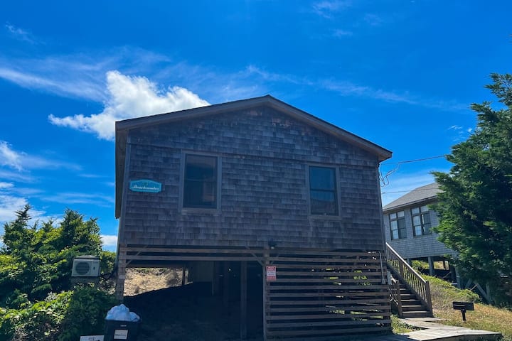 Charming 3br Oceanfront Home In Avon, Nc - Outer Banks, NC