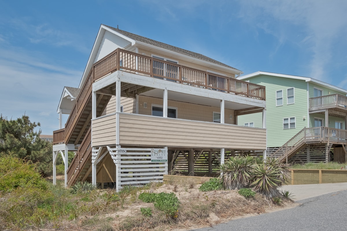 Dog-Friendly Nags Head Oasis—90 Ft to Beach