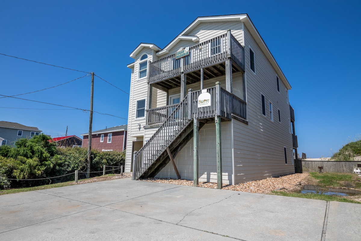 Nags Head Oceanfront | Pool, Hot Tub & Views