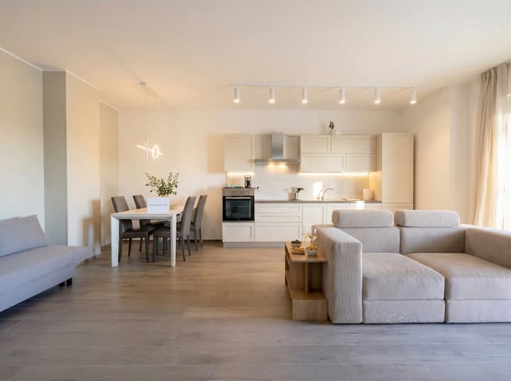 Felice 107 – City Escape With Terrace & Parking - Bari