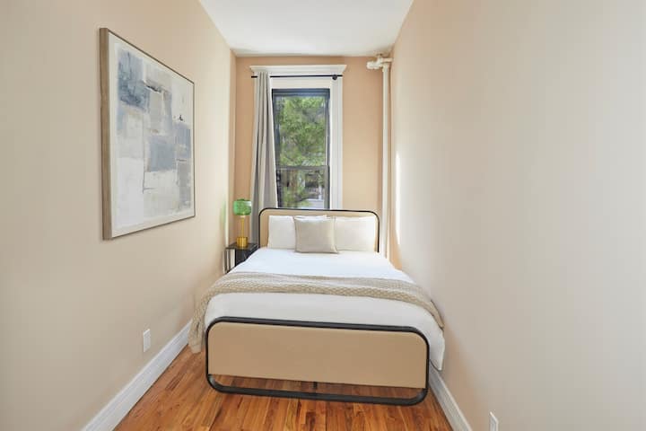 房间3-全尺寸床