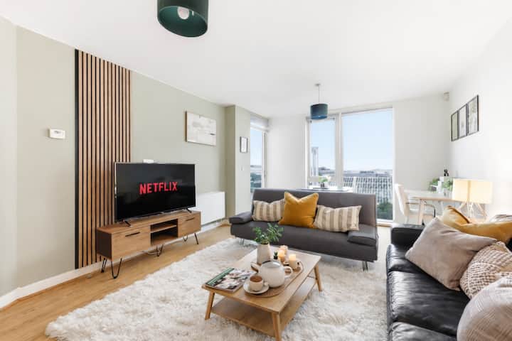 Sleek Apartment • City Centre • Balcony • Parking - Milton Keynes