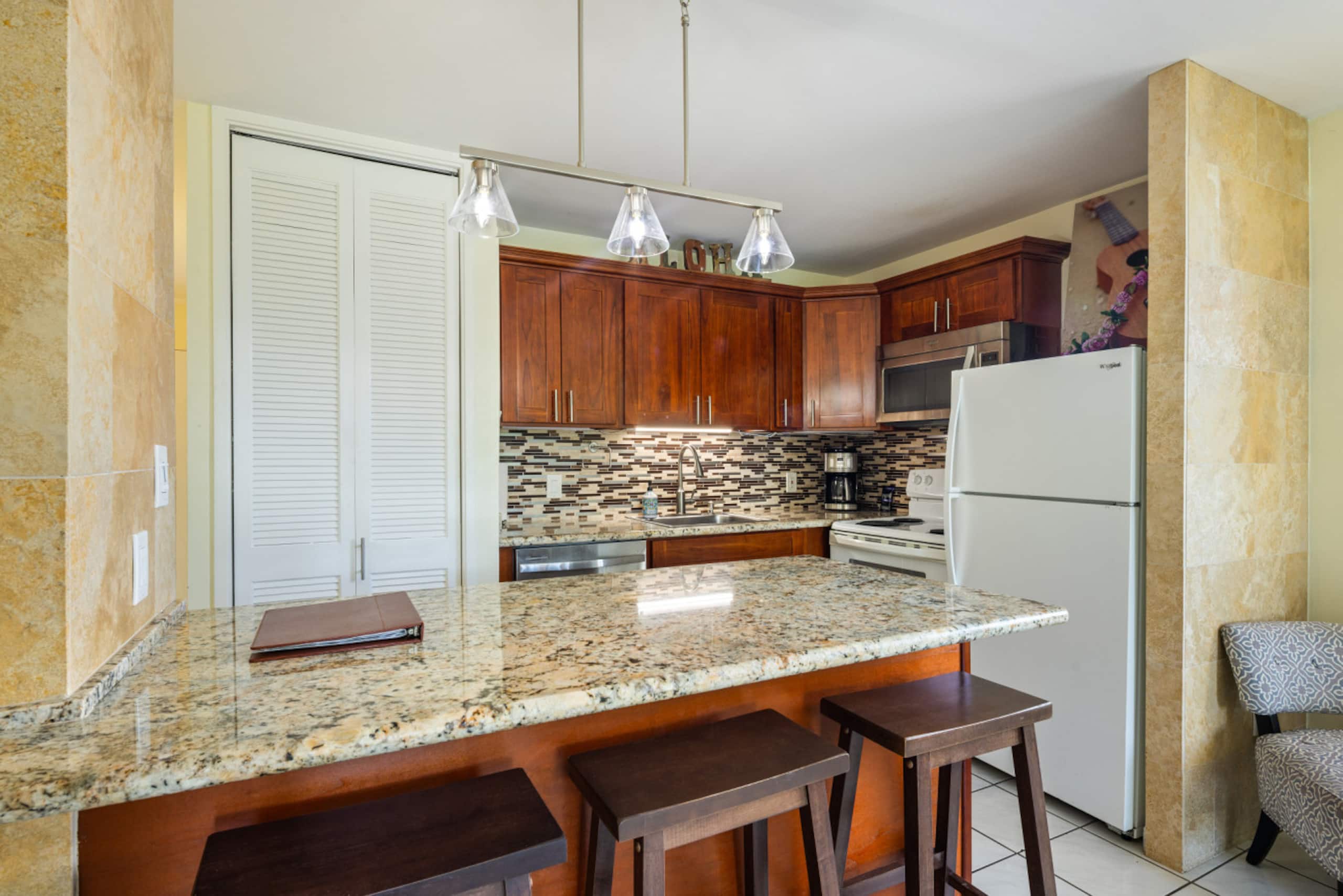 Townhouse in Kawela Bay · ★4.76 · 1 bedroom · 2 beds · 1 private bath - Image 8