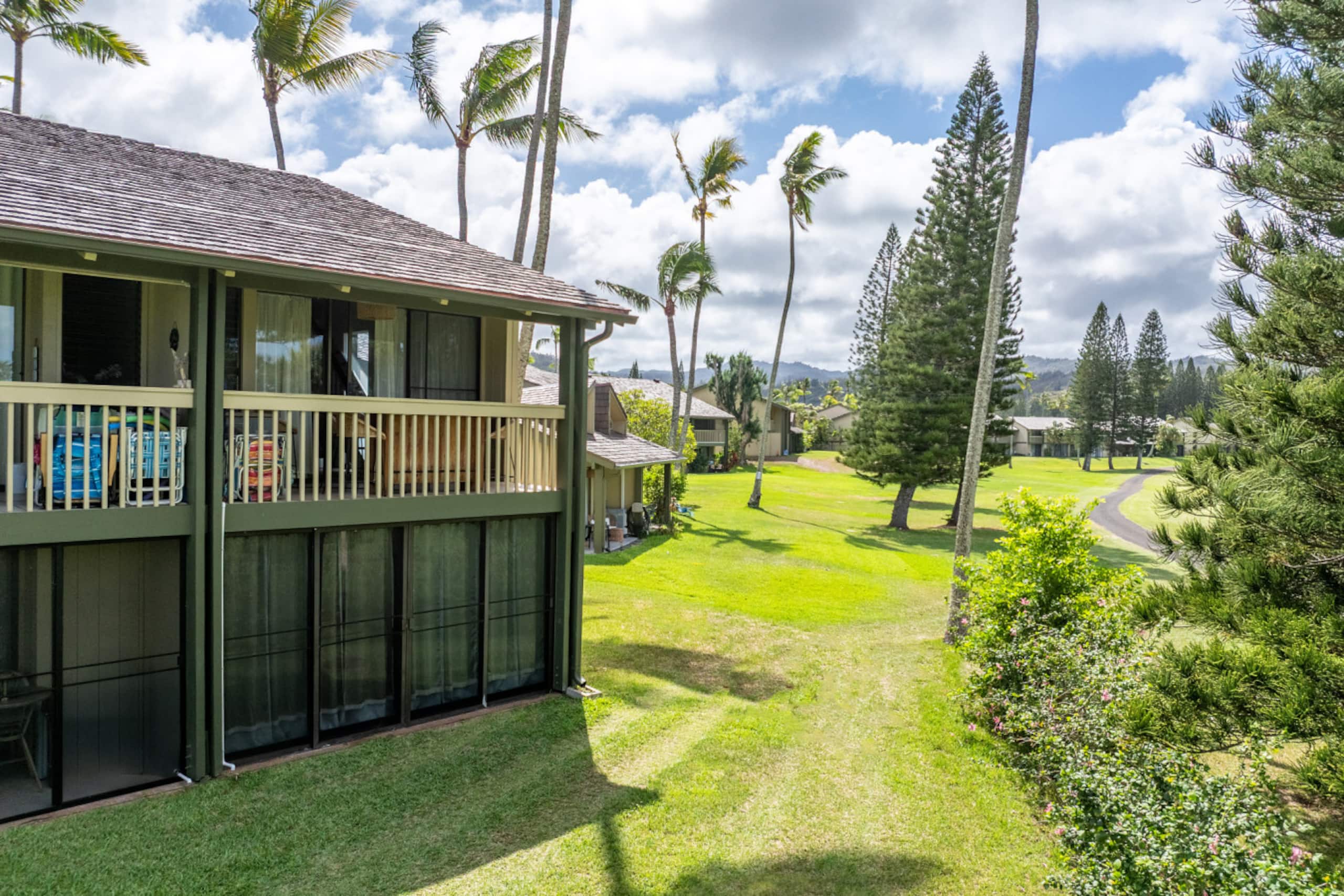 Townhouse in Kawela Bay · ★4.76 · 1 bedroom · 2 beds · 1 private bath - Image 5
