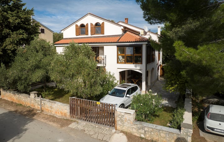 1 Bedroom Cozy Apartment In Mali Losinj - Mali Losinj