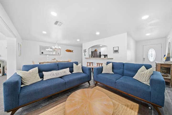 Manatee Cove Waterfront Home W/ Dock & Pool - Cocoa Beach, FL